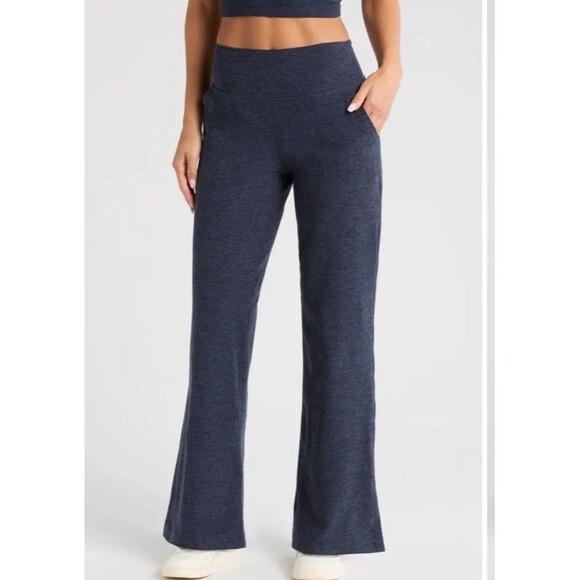 NWT Zella Zelsoft Renew Straight Leg Pants Navy Small - Picture 1 of 12
